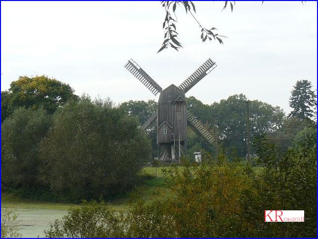 Das ist die Bockwinmhle in Wanzer mit Blick ber den Aland